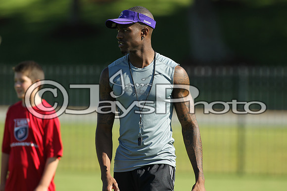 Tyrell Johnson Football Camp 6-10-17_JWM00071
