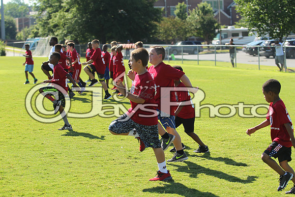 Tyrell Johnson Football Camp 6-10-17_JWM00150