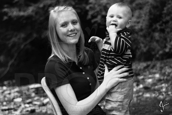 Madison & Kaleb Jacobs 7-7-12 (Justin Manning)023-2
