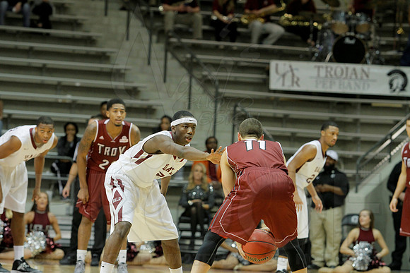 UALR vs. Troy Men's Basketball 1-11-14 (©Justin Manning) JWM_0448