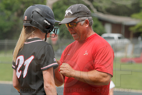 5A State Softball Finals Vilonia vs. White Hall 5-23-2014 (© Justin Manning) JWM_0054