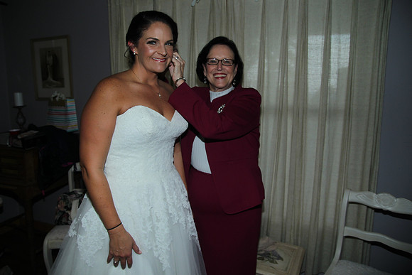 Kerri & Danny Arballo 11-4-17_JWM0138