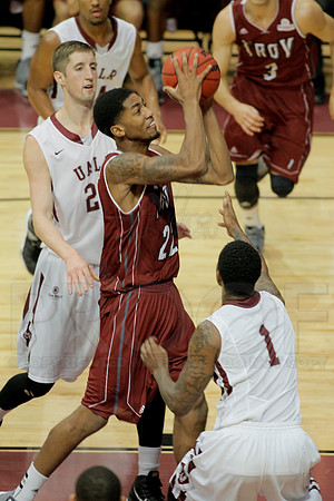 UALR vs. Troy Men's Basketball 1-11-14 (©Justin Manning) JWM_0283