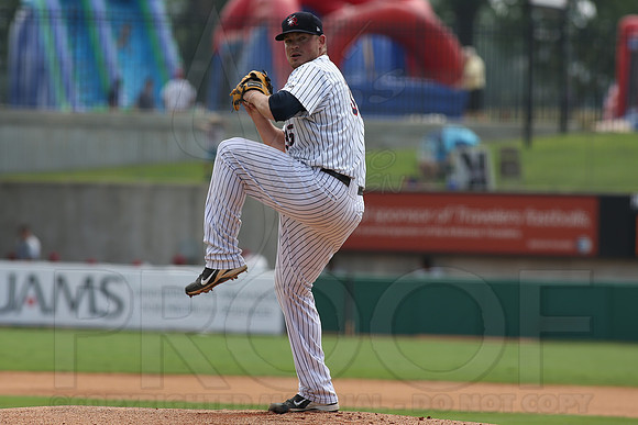 Northwest Arkansas Naturals @ Arkansas Travelers 9-2-13 (© Justin Manning) JWM0012