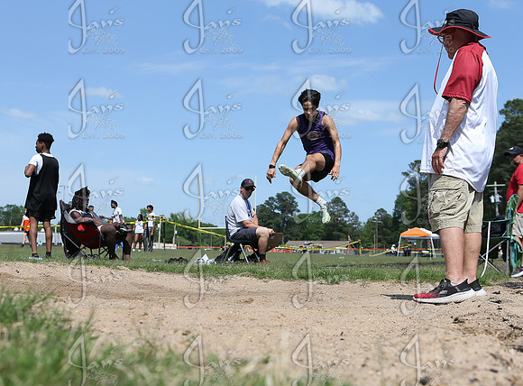 2A Region 8 District Track Meet 4-28-25_JWM_0351
