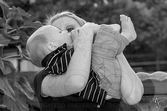 Madison & Kaleb Jacobs 7-7-12 (Justin Manning)164-2