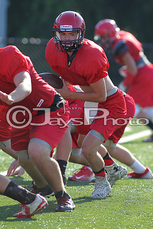 Harmony Grove Football Team Camp 7-27-2015 (©Justin Manning) JWM_0051
