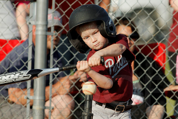 Panthers @ Mets 5-6 year old baseball 4-22-2014 (© Justin Manning) JWM_0054