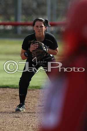 Bauxite @ Harmony Grove softball 4-21-2015 (©Justin Manning) JWM_0108