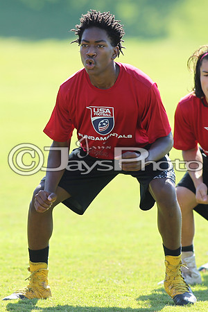 Tyrell Johnson Football Camp 6-10-17_JWM00226