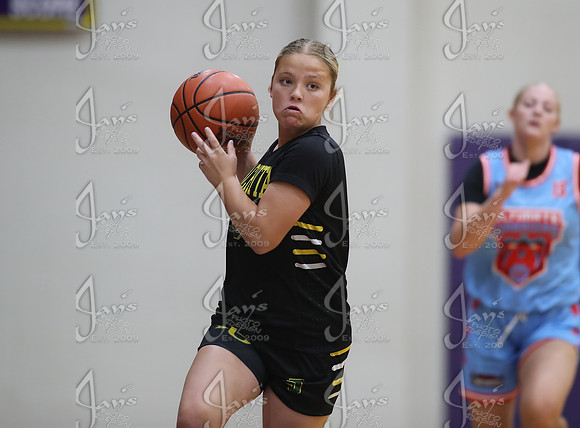 Evolution vs. Prolific Elite (AAU High School Girls Basketball) 4-26-25_JWM_0423