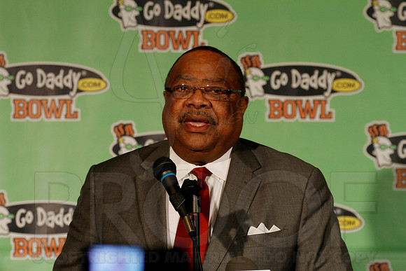 Go Daddy Press Conference & Reception 1-2-12 (Justin Manning)0015