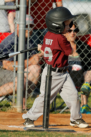 Panthers @ Mets 5-6 year old baseball 4-22-2014 (© Justin Manning) JWM_0057