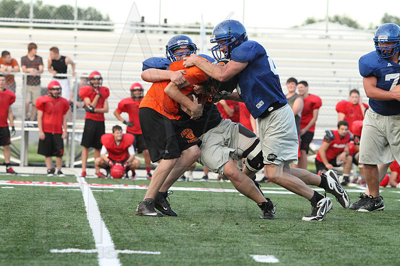 Harmony Grove Football Team Camp (Practice) 7-15-2014 (©Justin Manning) JWM_368