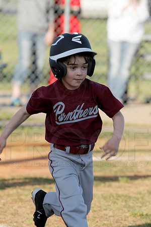 Panthers @ Mets 5-6 year old baseball 4-22-2014 (© Justin Manning) JWM_0011