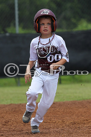 Benton (Cobb) vs. Benton 5-6 year old All-Stars 6-14-2015 (©Justin Manning) JWM_0032
