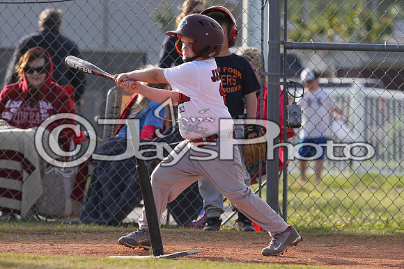 Bomb Squad vs Tigers 6-7 year old (Pitching Machine) 4-27-2015 (©Justin Manning) JWM_0131
