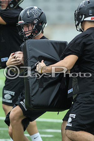 Bauxite Football Practice 8-2-17_JWM00015