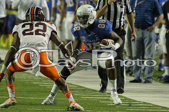 Independence Bowl Tulsa vs. Virginia Tech 12-26-2015 (©Justin Manning) JWM_950