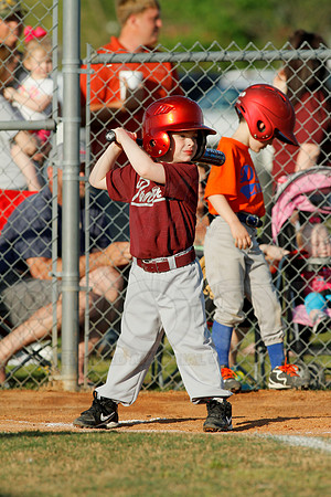 Panthers @ Mets 5-6 year old baseball 4-22-2014 (© Justin Manning) JWM_0094