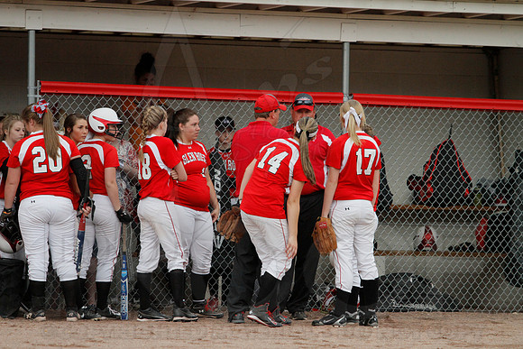 Harmony Grove @ Glen Rose softball 3-31-2014 (© Justin Manning) JWM_0125