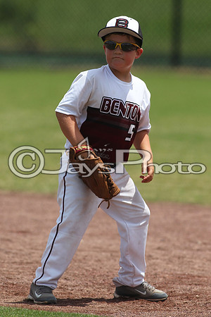 Benton vs. Harrison Cal Ripken t-ball All-Stars 7-10-2015 (©Justin Manning) JWM_0054