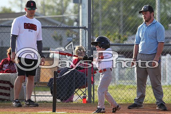Bomb Squad vs Tigers 6-7 year old (Pitching Machine) 4-27-2015 (©Justin Manning) JWM_0148