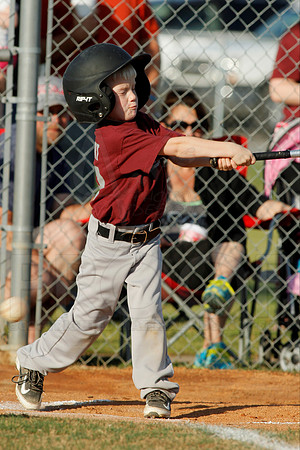 Panthers @ Mets 5-6 year old baseball 4-22-2014 (© Justin Manning) JWM_0044