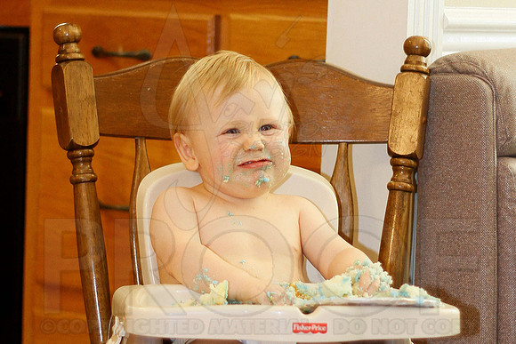 Kaleb's 1st birthday party 10-21-12 (Justin Manning)0046