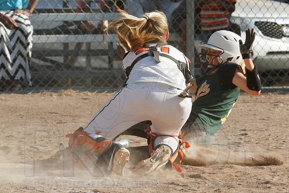 Ouachita @ Malvern Softball 5-6-2014 (© Justin Manning) JWM_0257
