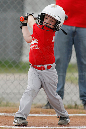 Phillies vs. Razorbacks 5-6 year old baseball 4-3-2014 (© Justin Manning) JWM_0083