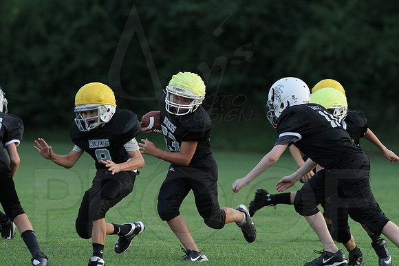 Bauxite Black-Gray games 4th, 5th, 6th, Junior high, Senior high scrimmage 8-22-13 (© Justin Manning) JWM0186