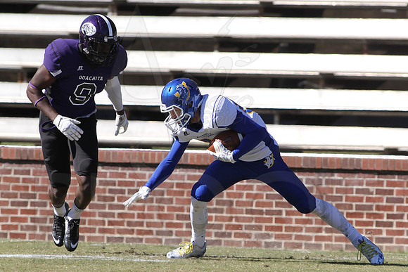 Southern Arkansas University @ Ouachita Baptist University 11-1-2014 (©Justin Manning) JWM_087