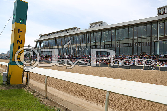 Arkansas Derby Day 4-11-2015 (©Justin Manning) JWM_0401