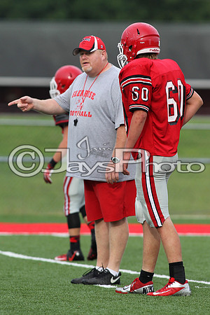 Glen Rose towel game (preseason football red-white game) 5-28-2015 (©Justin Manning) JWM_0125