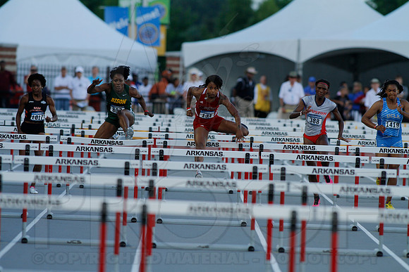 NCAA West Track and Field Preliminaries 5-31-2014 (© Justin Manning) JWM_0453