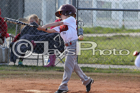 Bomb Squad vs Tigers 6-7 year old (Pitching Machine) 4-27-2015 (©Justin Manning) JWM_0092
