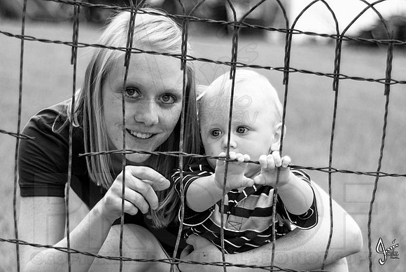 Madison & Kaleb Jacobs 7-7-12 (Justin Manning)069-2