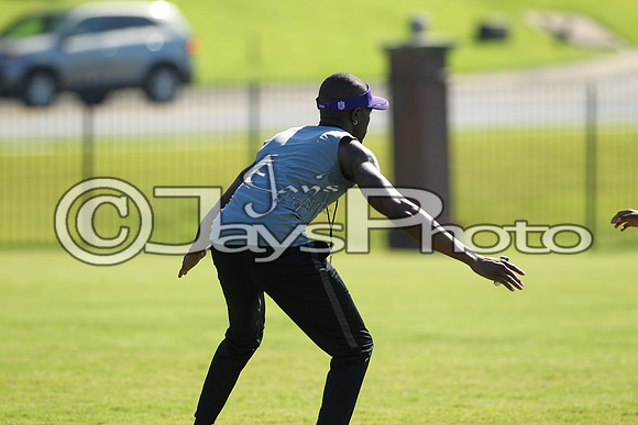 Tyrell Johnson Football Camp 6-10-17_JWM00234