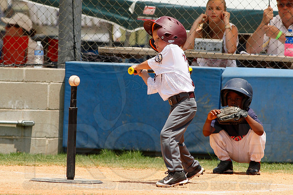 Benton Panther's vs. Pine Bluff Twins All Star's 6-22-2014 (© Justin Manning) JWM_0124