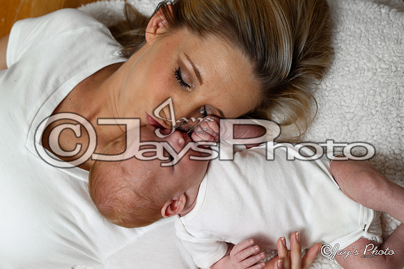 Jonathan Keston Ray newborn pictures 3-30-2015 (©Justin Manning) JWM_0126