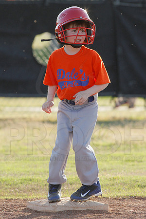 Panthers @ Mets 5-6 year old baseball 4-22-2014 (© Justin Manning) JWM_0198