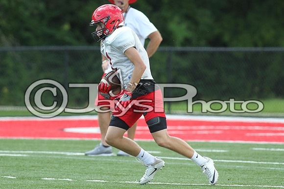 Harmony Grove Football Practice 8-10-17_JWM00033