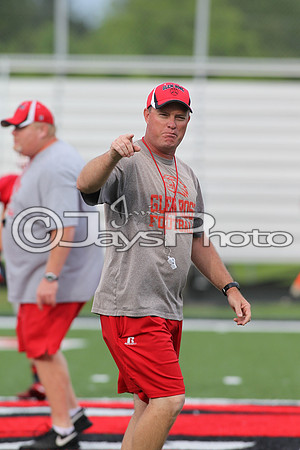 Glen Rose towel game (preseason football red-white game) 5-28-2015 (©Justin Manning) JWM_0094