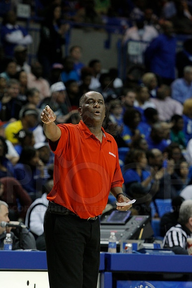 5A Boys State Finals-Forrest City vs. Jacksonville 3-14-2014 (© Justin Manning) JWM_0146