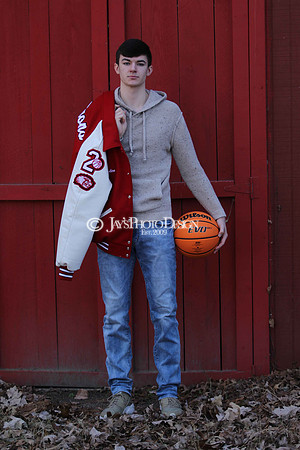 Brayden Lyons senior pictures 12-23-19_0017