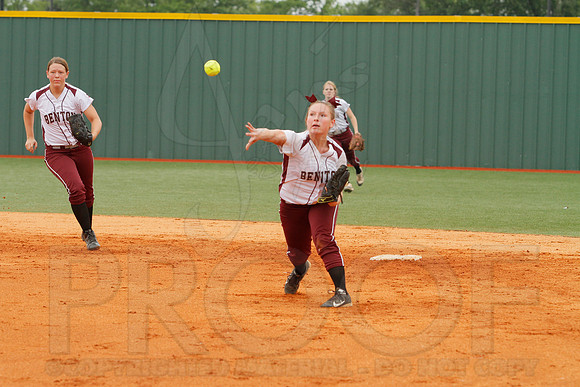 Benton vs. Russellville State Simi-Finals 5-17-2014 (© Justin Manning) JWM_0222