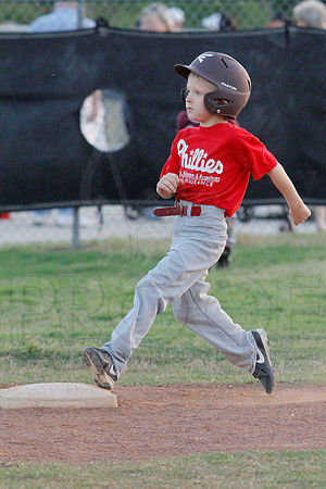Phillies vs. Panthers 5-6 year old 5-6-2014 (© Justin Manning) JWM_0054