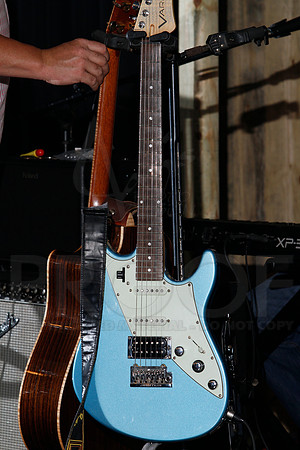 Midnight Hurricanes live at Boogies Bar and Grill 6-14-2014 (© Justin Manning) JWM_0162
