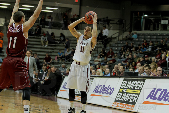 UALR vs. Troy Men's Basketball 1-11-14 (©Justin Manning) JWM_0051